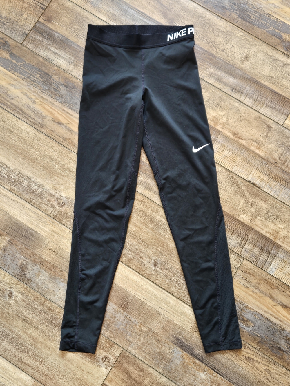Nike Pro Dri-FIT Mid-Rise Mesh-Paneled Leggings - Women's Small